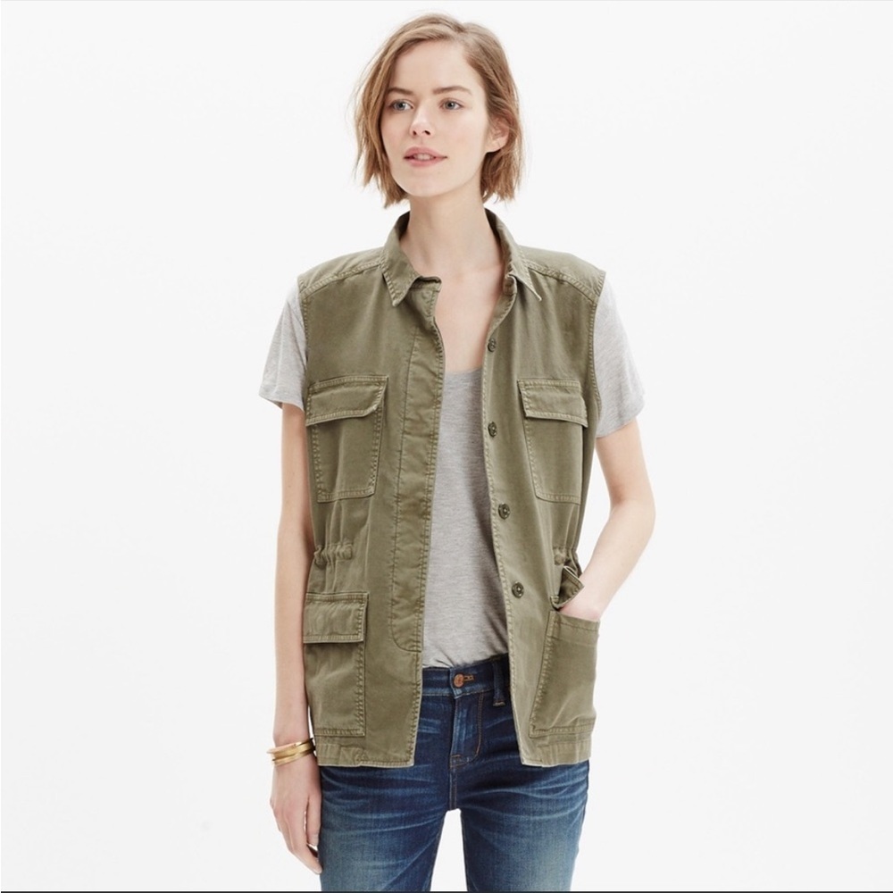 Madewell oversized cargo vest B3